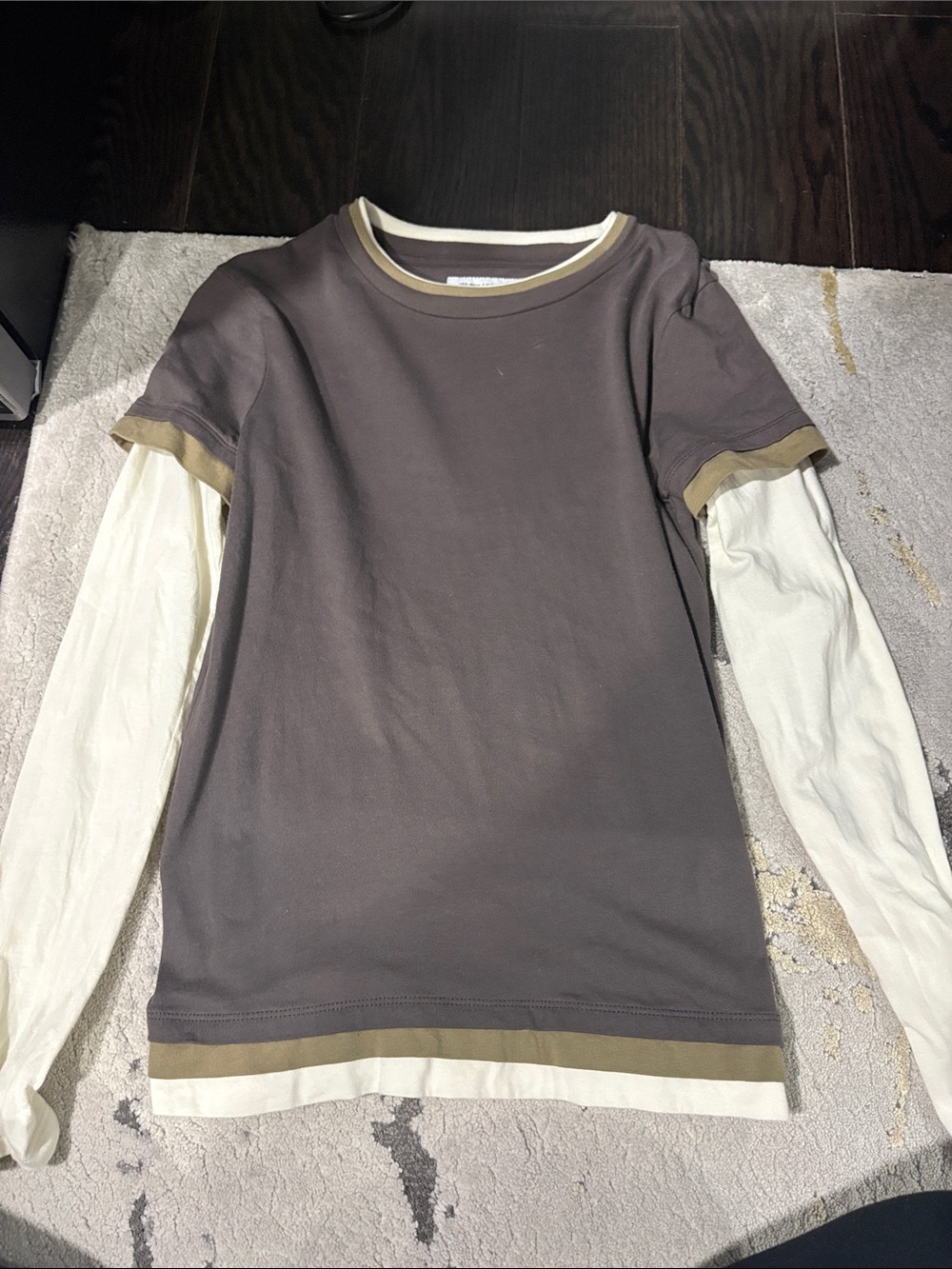 Pull&Bear Two-Tone Crewneck Tee — Gray and Cream with Tan Trim